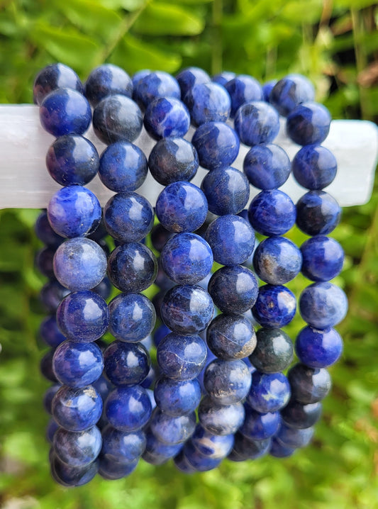 Sodalite Crystal Bracelet -boost metabolism and immune system, insomnia, clarity, panic attack relief