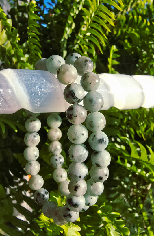 Kiwi Jasper - nurturing, stability, renewal, compassion, stamina, immune support
